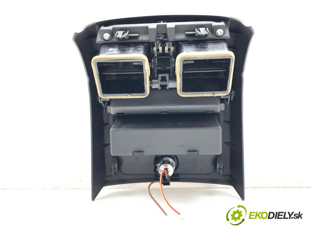 BMW F11 Kombi 2011 135 kW 520 d 1995 mří topení zadní část