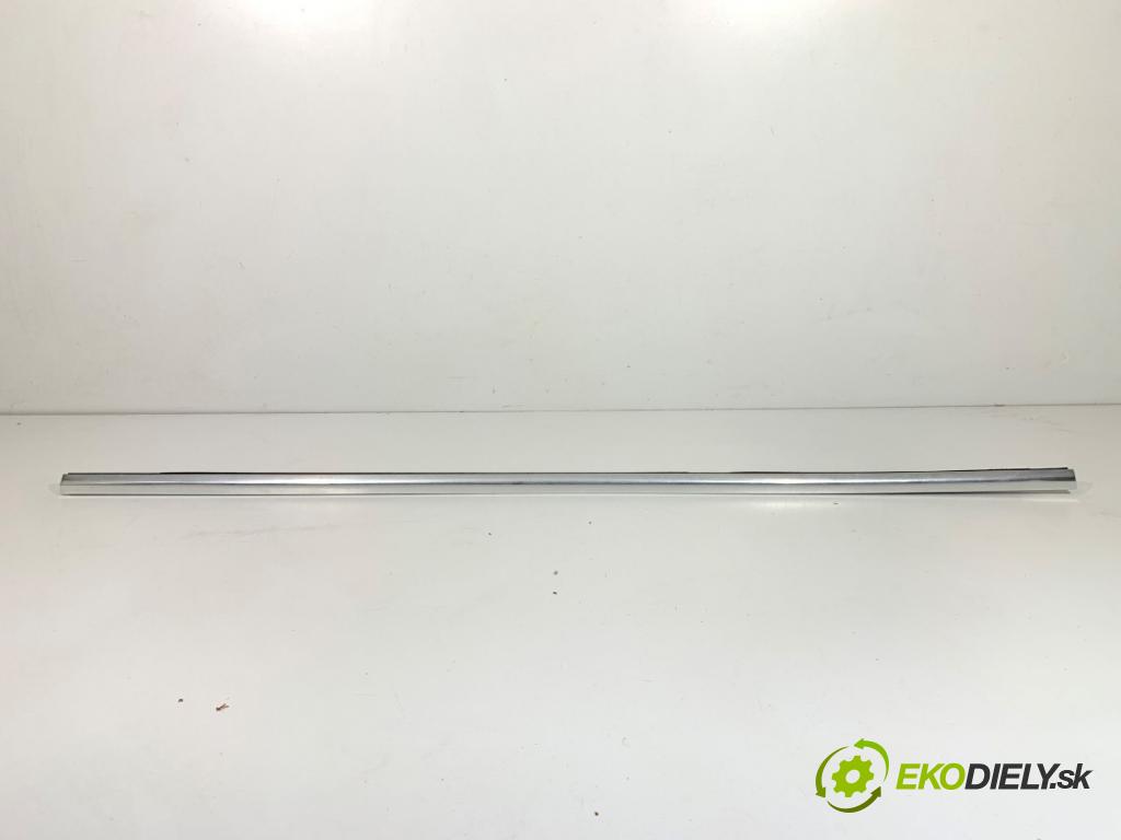 BMW F11 Kombi 2011 135 kW 520 d 1995 Lišta Sbírání: zad ľavy 