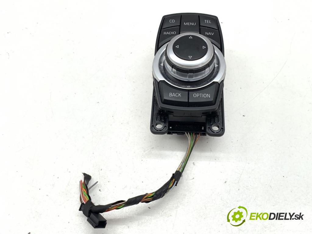 BMW F11 Kombi 2011 135 kW 520 d 1995 násada držadlo přepínač modul 9206444