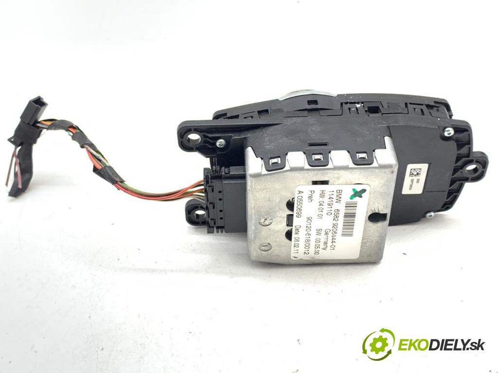 BMW F11 Kombi 2011 135 kW 520 d 1995 násada držadlo přepínač modul 9206444