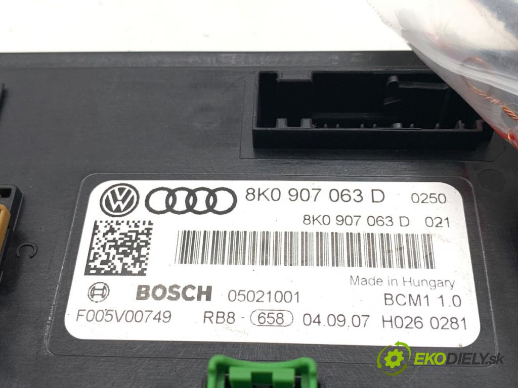AUDI A4 B8 sedan 2008 105 kW 2.0 TDI 1968 Modul komfortu 8K0907063D (Modul komfortu)