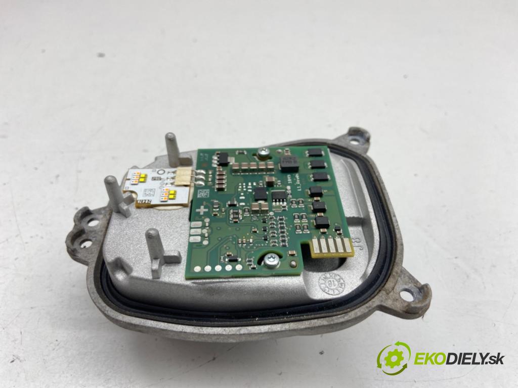 OPEL INSIGNIA B Kombi 2020 100 kW 1.6 CDTi (35) 1598 Modul LED 10500010030