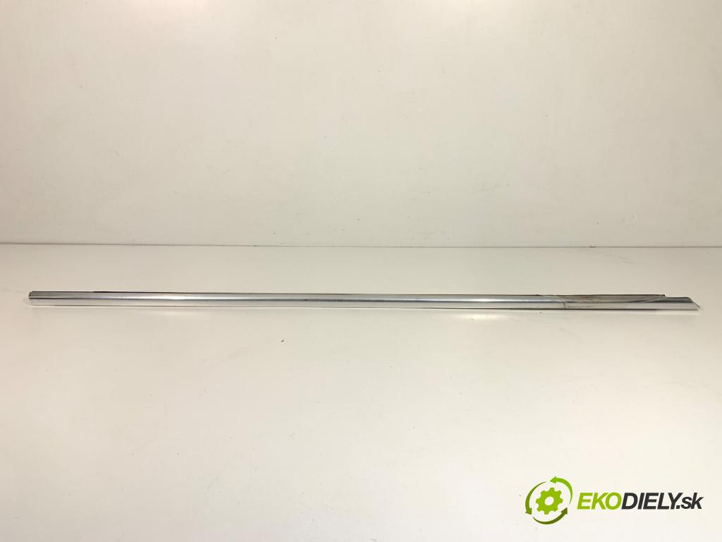 BMW F11 Kombi 2011 135 kW 520 d 1995 Lišta Sbírání: predný pravy 