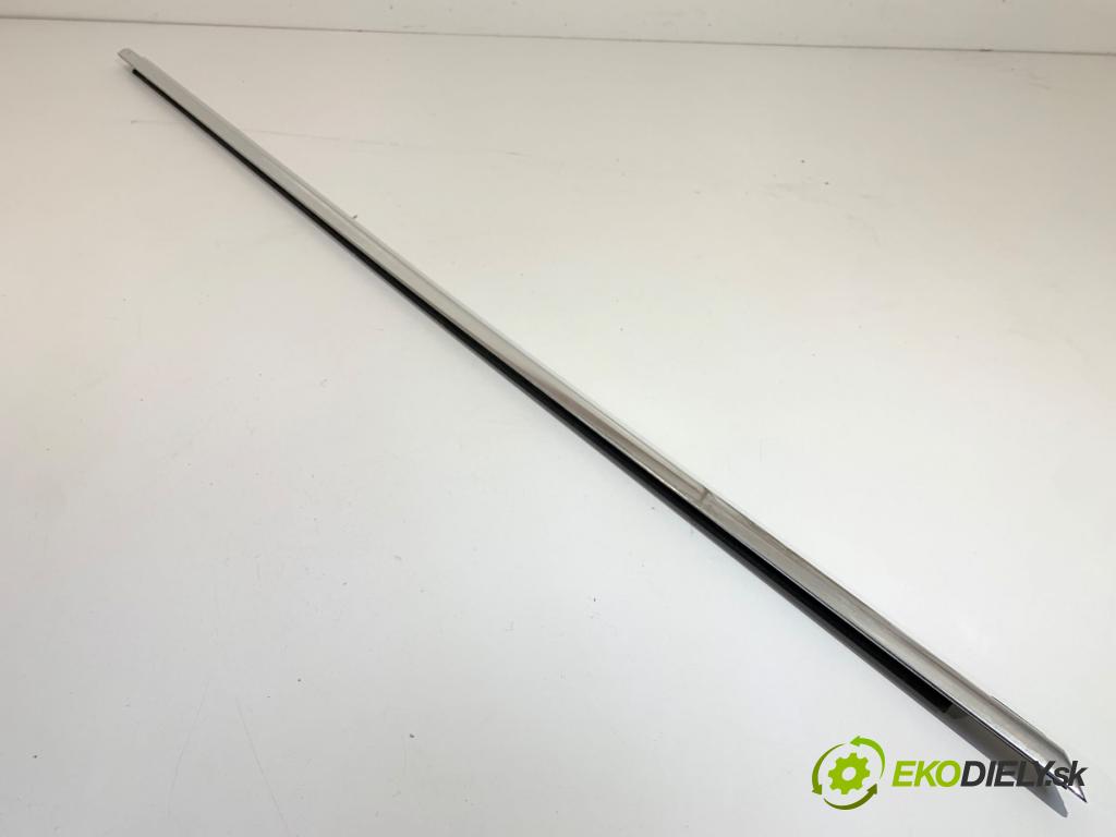 BMW F11 Kombi 2011 135 kW 520 d 1995 Lišta Sbírání: predný pravy