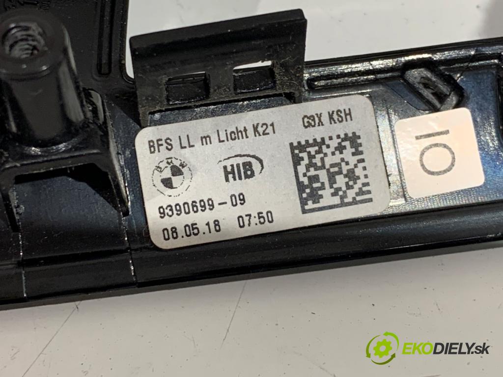 BMW G30 sedan 2018 140 kW 520 d Mild-Hybrid 1995 lišty kryt 9390699 (Lišta)