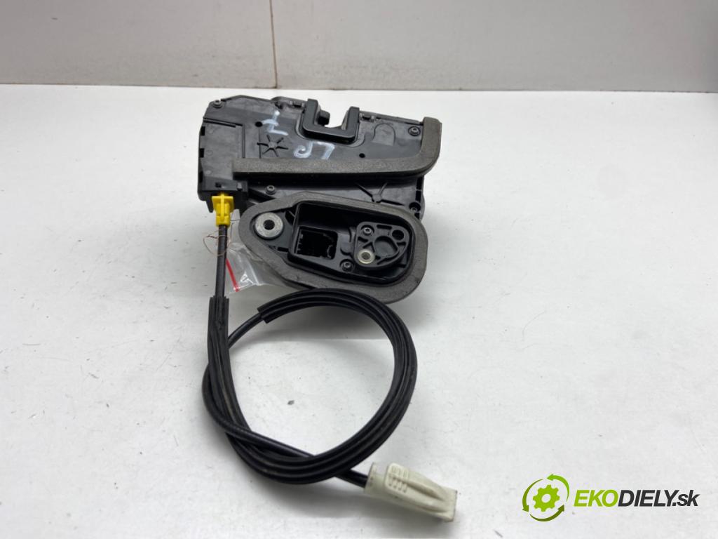 OPEL ASTRA K liftback 2019 110 kW 1.4 Turbo (68) 1399 zámok Dvere ľavy predný C3039075