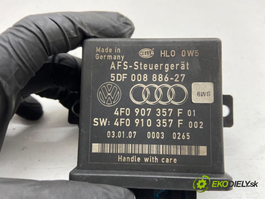 AUDI A8 D3 sedan 2007 331 kW S8 quattro 5204 modul světel 5DF008886 (Řídící jednotka ostatní)