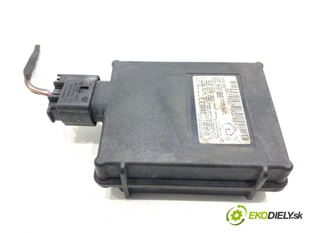 AUDI A8 D4 sedan 2012 368 kW 6.3 W12 quattro 6299 modul HOMELINK 4G0907410