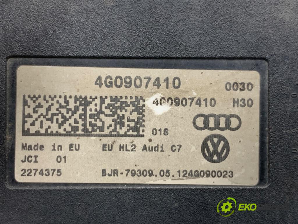 AUDI A8 D4 sedan 2012 368 kW 6.3 W12 quattro 6299 modul HOMELINK 4G0907410