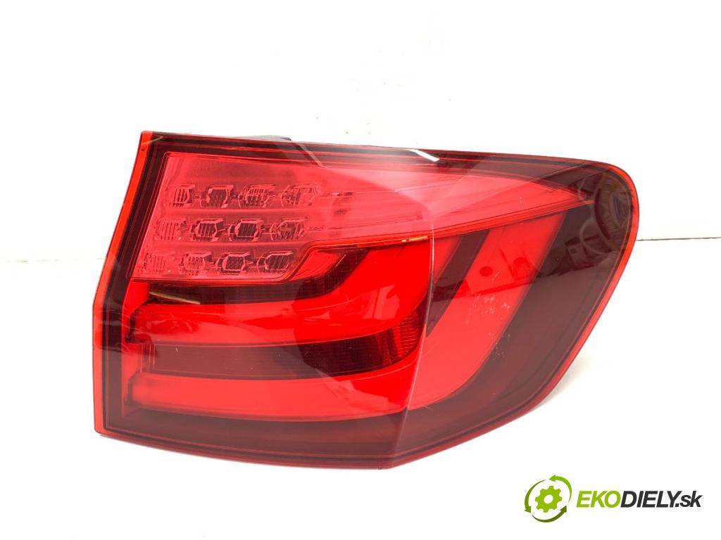 BMW F11 Kombi 2011 135 kW 520 d 1995 Svetlo pravy zad 