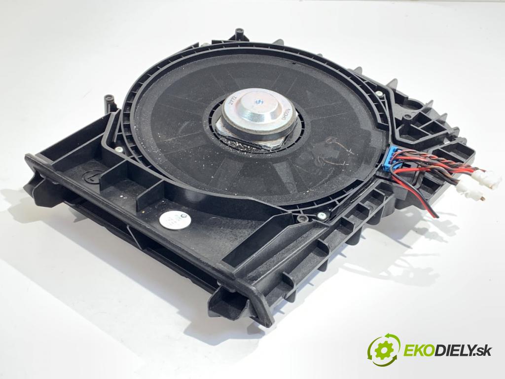 BMW F11 Kombi 2011 135 kW 520 d 1995 reproduktory 9195199-02