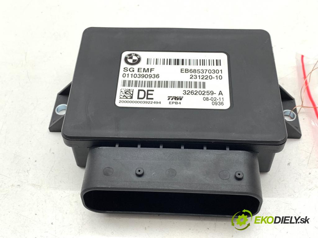 BMW F11 Kombi 2011 135 kW 520 d 1995 modul brzdy ruční brzdy 32620259