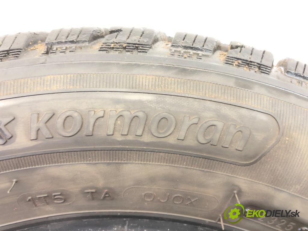 --- --- PNEUMATIKA: zima 2X 195/65 R15 KORMORAN