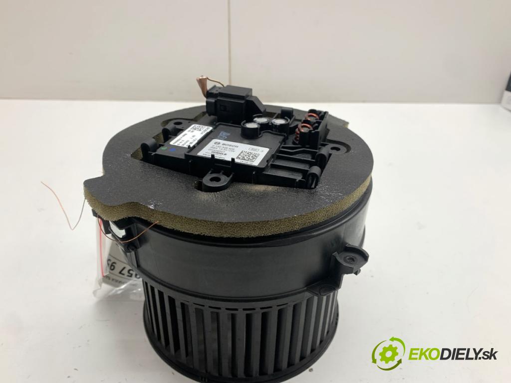BMW G30 sedan 2018 140 kW 520 d Mild-Hybrid 1995 ventilátor kúrenia 0130309508