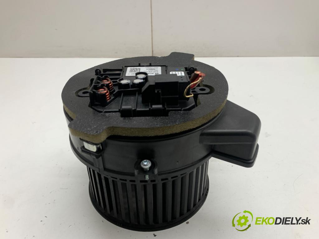 BMW G30 sedan 2018 140 kW 520 d Mild-Hybrid 1995 ventilátor kúrenia 0130309508