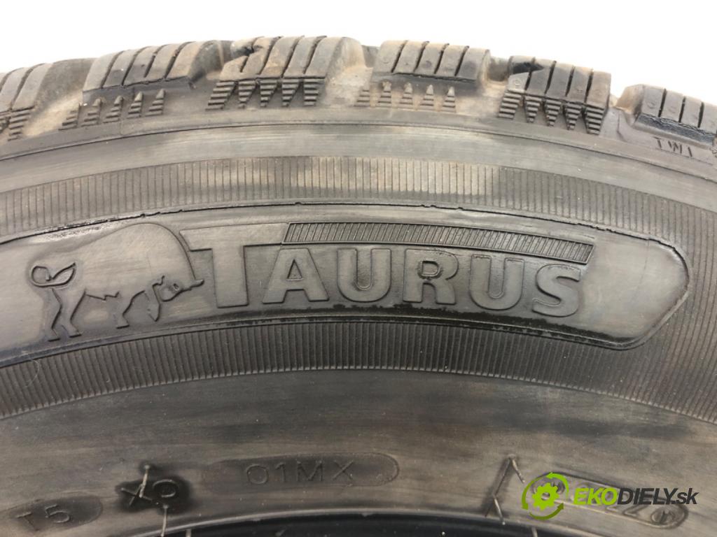 --- ---      PNEUMATIKA: zima 2X 215/70 R16 TAURUS: