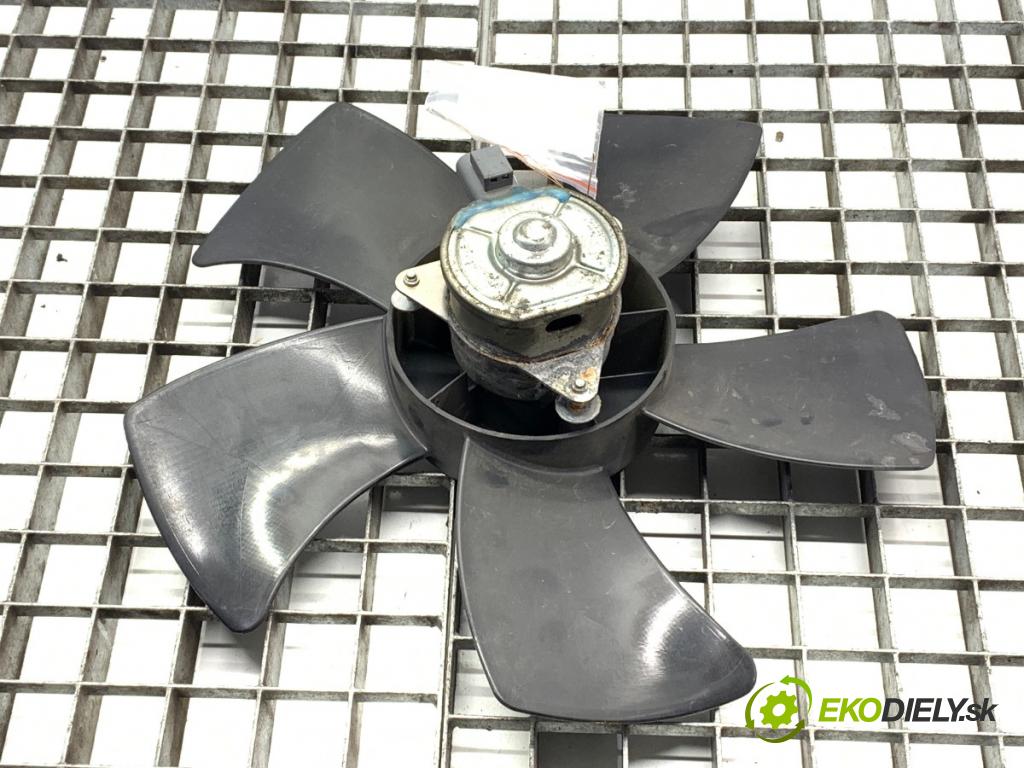 MITSUBISHI ASX SUV 2015 86 kW 1.6 MIVEC 1590 Ventilátor chladiča A8300001 (Ventilátor)