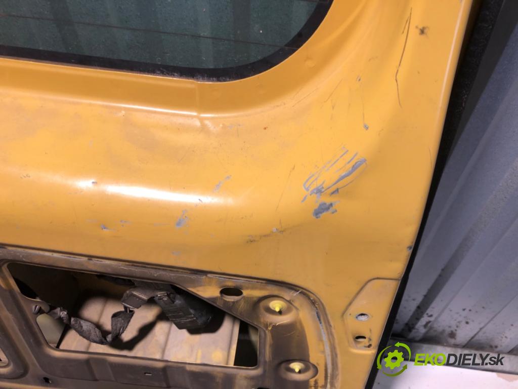 RENAULT TRAFIC II Autobus 2004 60 kW 1.9 dCI 80 (JL0B) 1870 Dvere pravy zad