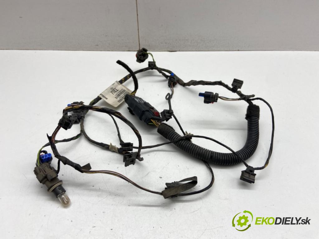 OPEL ASTRA K liftback 2019 110 kW 1.4 Turbo (68) 1399 káblovačka PDC zadní část 39206488