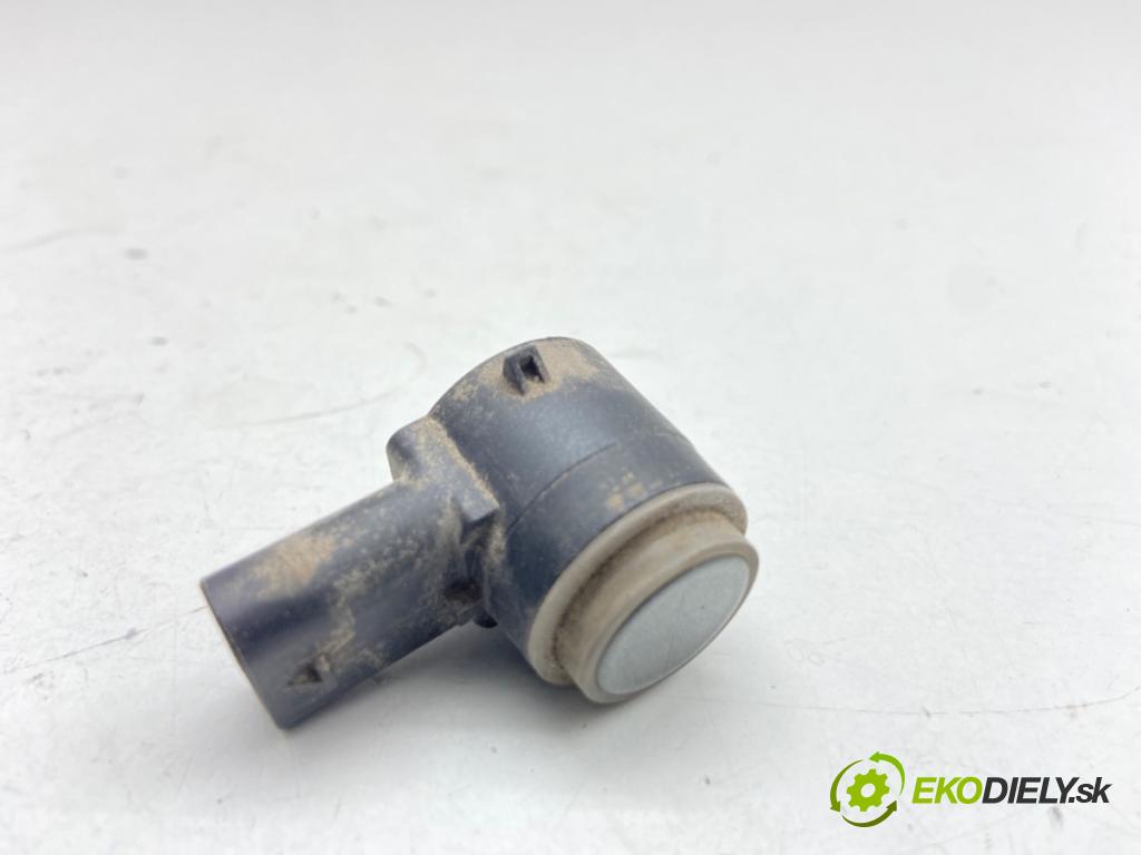 OPEL ASTRA K liftback 2019 110 kW 1.4 Turbo (68) 1399 Snímač PDC 39014225