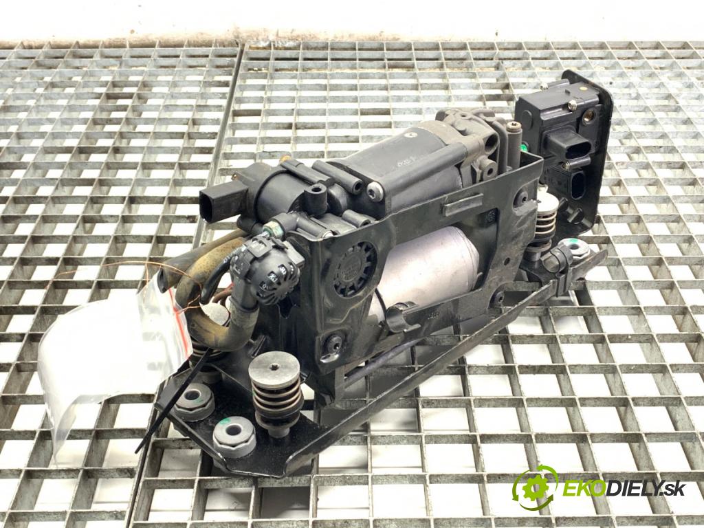 BMW F11 Kombi 2011 135 kW 520 d 1995 Kompresor nápravy 244497-10