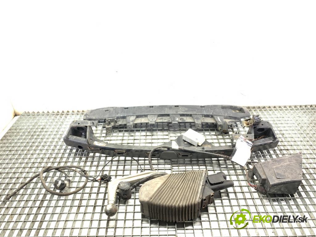 BMW F11 Kombi 2011 135 kW 520 d 1995 Hák ťažné zariadenie KOMPLETNÍ: MODUL: 6795717