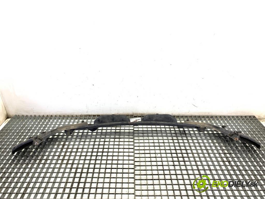 BMW F11 Kombi 2011 135 kW 520 d 1995 Úchyt nárazníka zad stredový 7207109