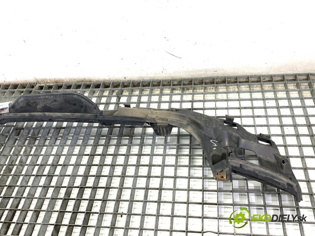BMW F11 Kombi 2011 135 kW 520 d 1995 úchyt nárazníka zadní část středový 7207109
