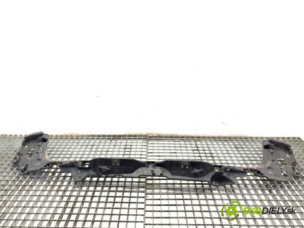 BMW F11 Kombi 2011 135 kW 520 d 1995 úchyt nárazníka zadní část středový 7207109