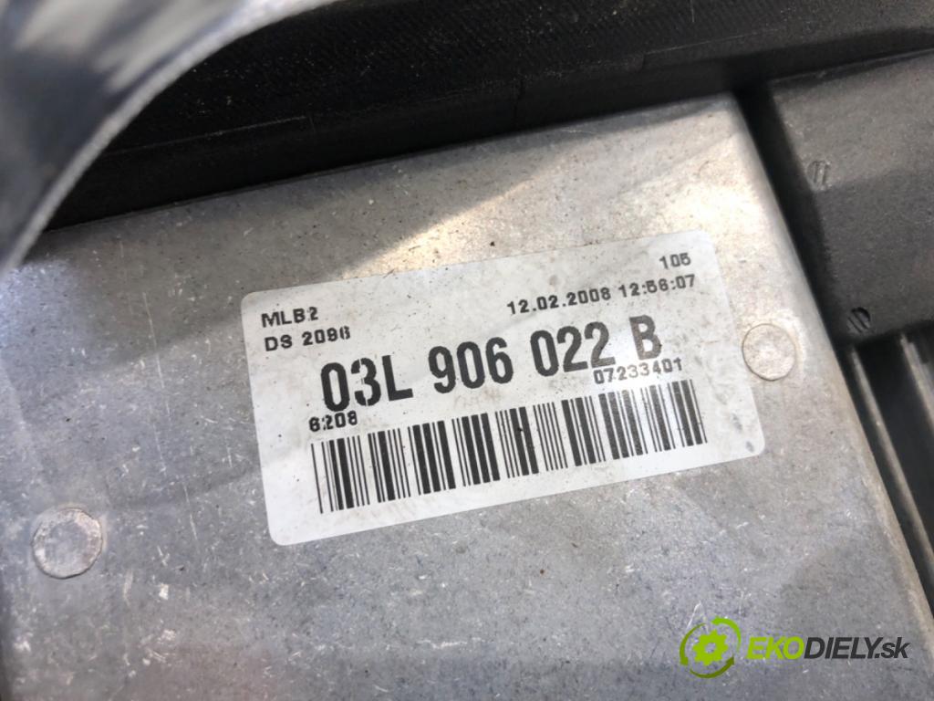 AUDI A4 B8 sedan 2008 105 kW 2.0 TDI 1968 řídící jednotka motora 03L906022B (Řídicí jednotka)