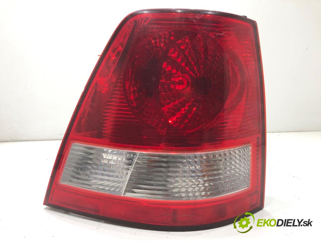 KIA SORENTO I SUV 2003 143 kW 3.5 V6 4WD 3497 světlo pravý zadní část 