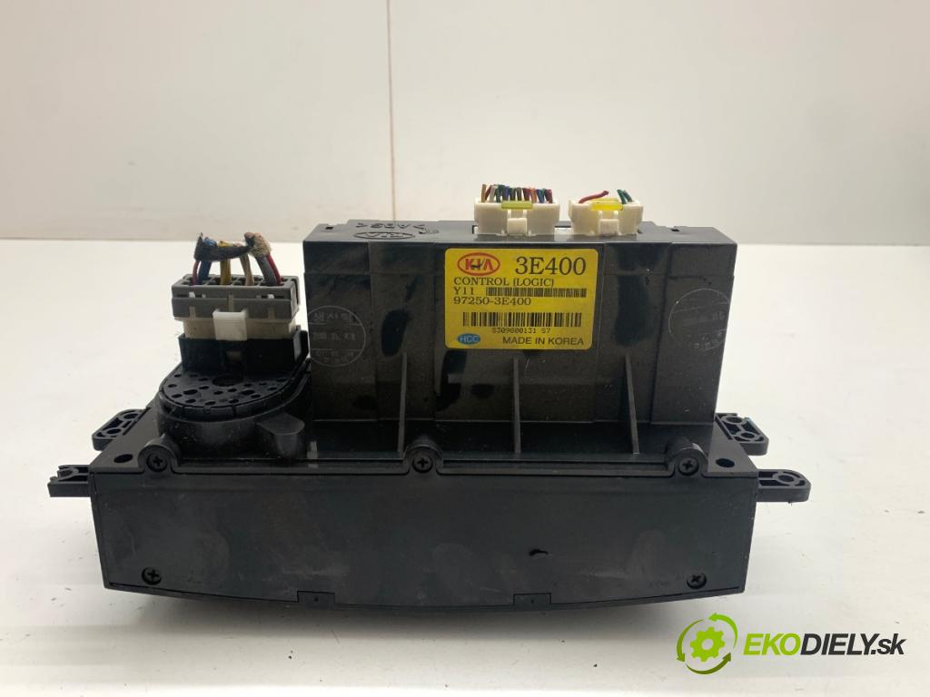 KIA SORENTO I SUV 2003 143 kW 3.5 V6 4WD 3497 Panel ovládaní topení 97250-3E400 (Páčky pod volantem)