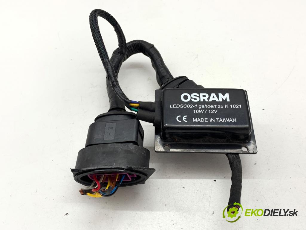 VW TOURAN nadwozie wielkoprzestrzenne (MPV) 2015 103 kW 1.4 TSI 1390 adaptér LED OSRAM LEDSC02-1