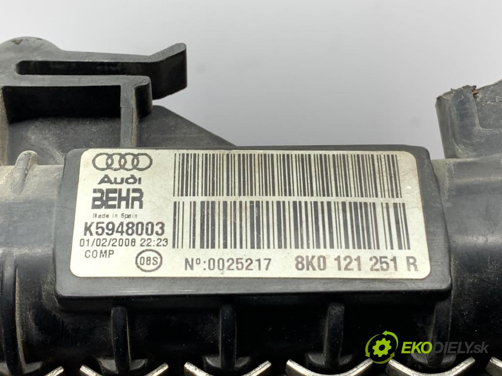 AUDI A4 B8 sedan 2008 105 kW 2.0 TDI 1968 Chladič vody 8K0121251R (Chladič vody)