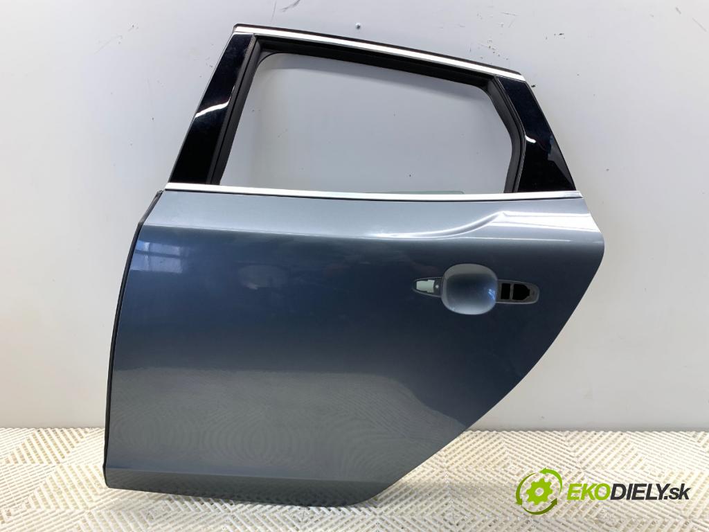 VOLVO V40 liftback 2014 84 kW D2 1560 dveře levý zadní část 714-16 