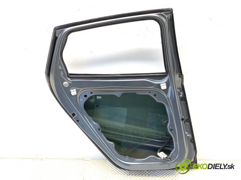VOLVO V40 liftback 2014 84 kW D2 1560 dveře levý zadní část 714-16