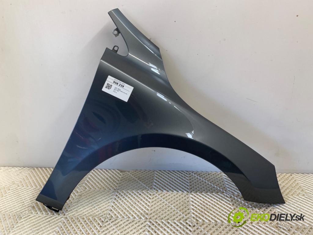 VOLVO V40 liftback 2014 84 kW D2 1560 blatník pravý přední část 714-16 