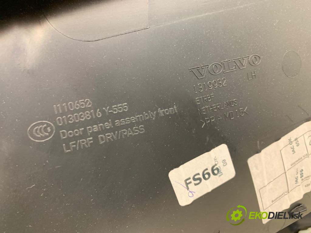 VOLVO V40 liftback 2014 84 kW D2 1560 ča dveře levý přední část
