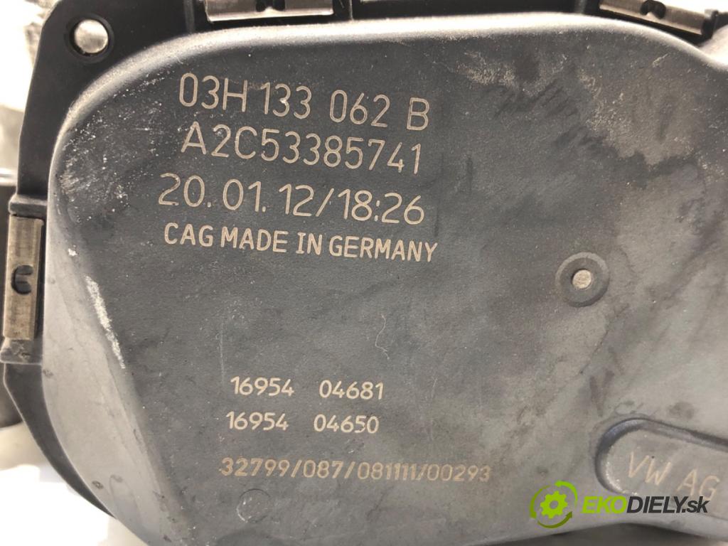 AUDI A8 D4 sedan 2012 368 kW 6.3 W12 quattro 6299 škrtíci klapka 03H133062B (Škrticí klapka)
