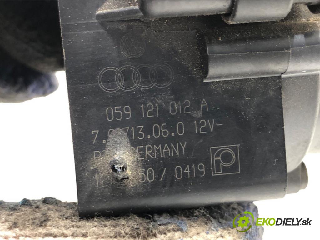 AUDI A8 D4 sedan 2012 368 kW 6.3 W12 quattro 6299 DALŠÍ: Pumpa vody 059121012A (Vodná pumpa)