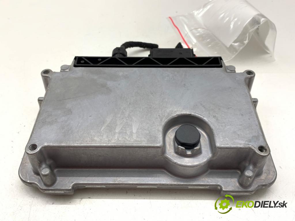 AUDI A8 D4 sedan 2012 368 kW 6.3 W12 quattro 6299 Modul KAMERY 4G0907107D