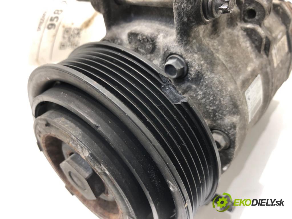 BMW F20 liftback 2011 100 kW 116 i 1598 kompresor klimatizace 9222308 (Kompresor klimatizace)