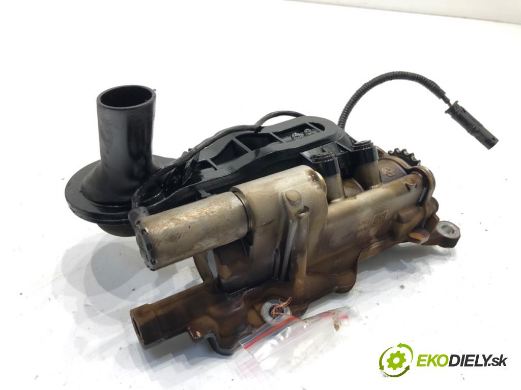 BMW F20 liftback 2011 100 kW 116 i 1598 Pumpa oleja 7600466 (Olejová pumpa)