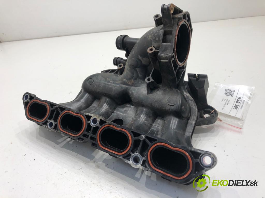 BMW F20 liftback 2011 100 kW 116 i 1598 Potrubie sacie, sanie 8984654329 (Sacie potrubie)