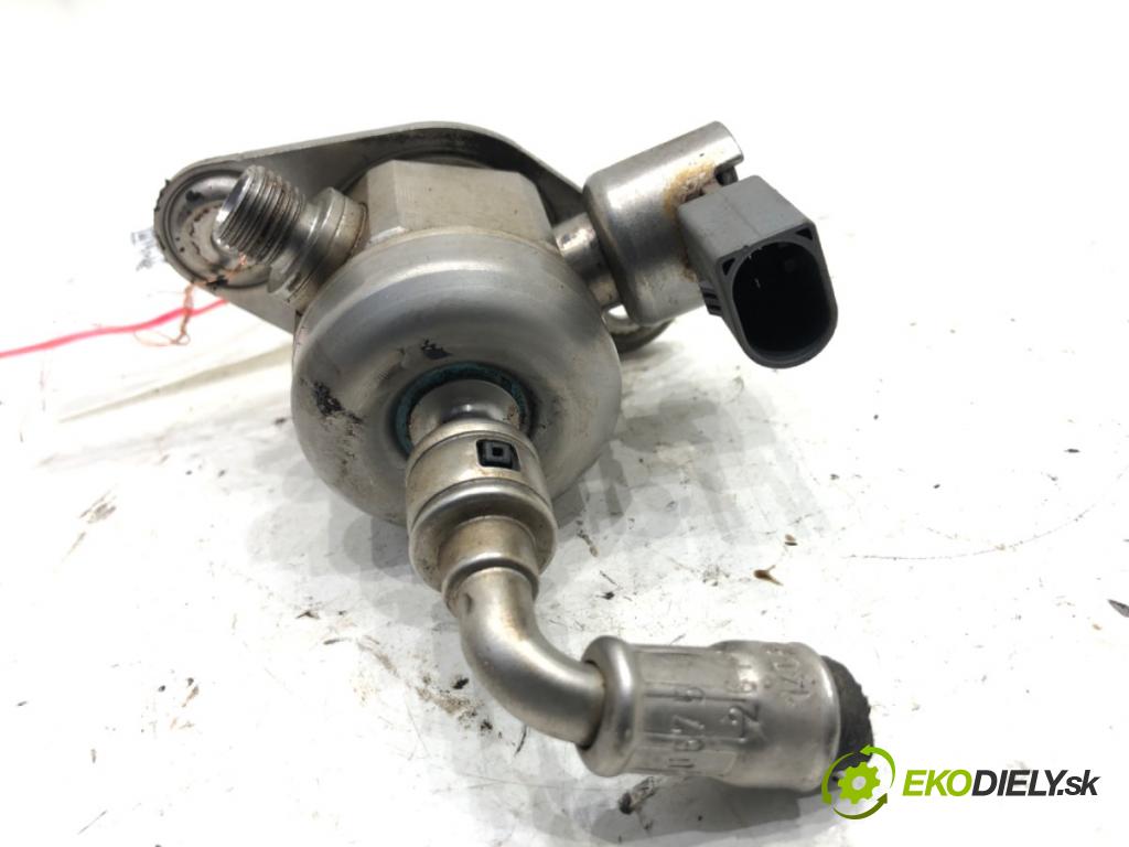 BMW F20 liftback 2011 100 kW 116 i 1598 pumpa paliva 7607159