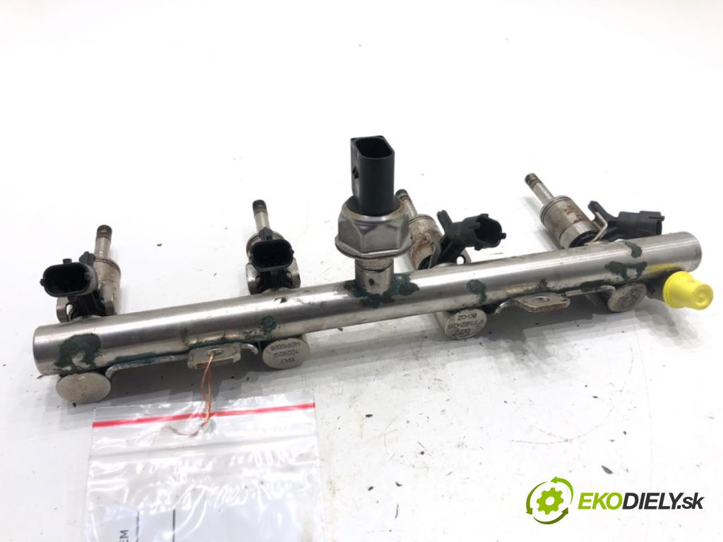 BMW F20 liftback 2011 100 kW 116 i 1598 Lišta vstrekovacia INJEKCIA: V759242680