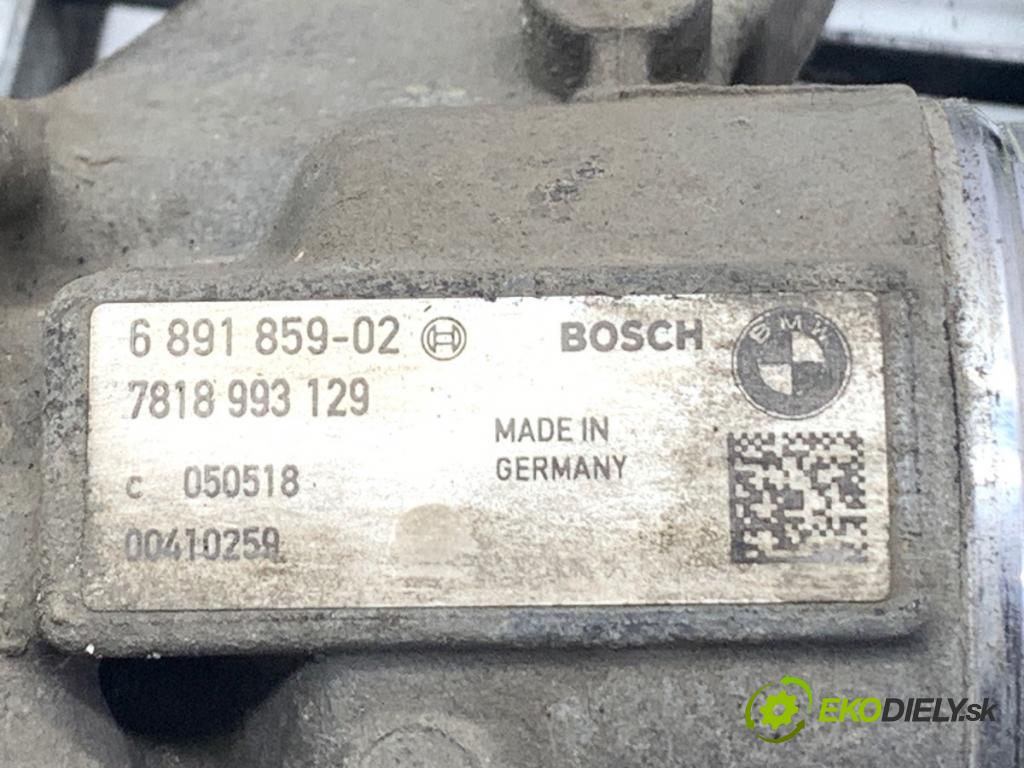 BMW G30 sedan 2018 140 kW 520 d Mild-Hybrid 1995 riadenie volantu Riadenie 6891859