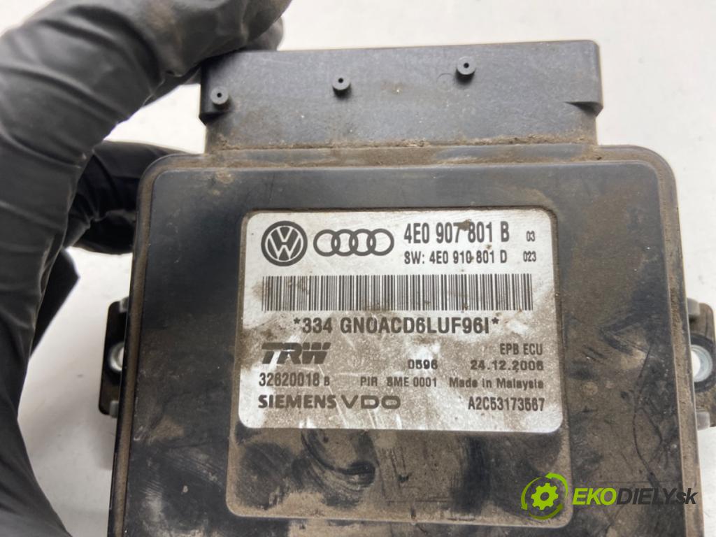 AUDI A8 D3 sedan 2007 331 kW S8 quattro 5204 Modul brzdy ručnej brzdy 4E0907801B