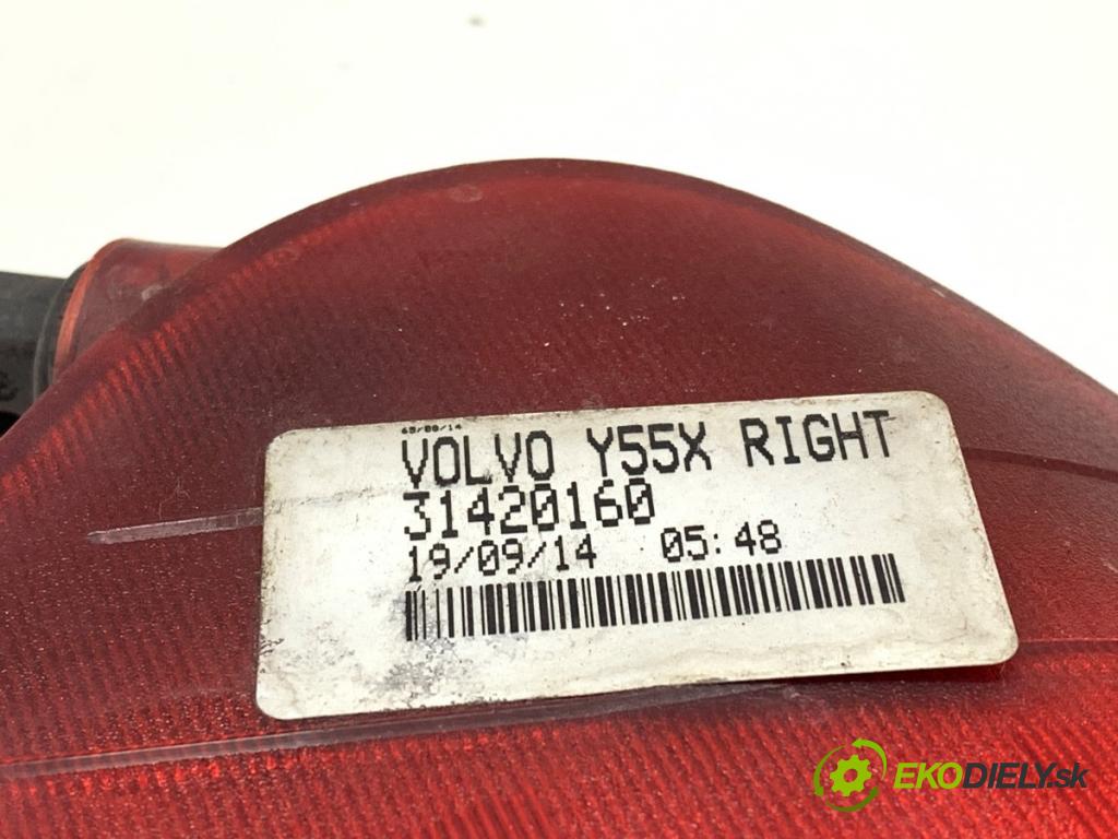 VOLVO V40 liftback 2014 84 kW D2 1560 Svetlo nárazníka pravy zad 31420160