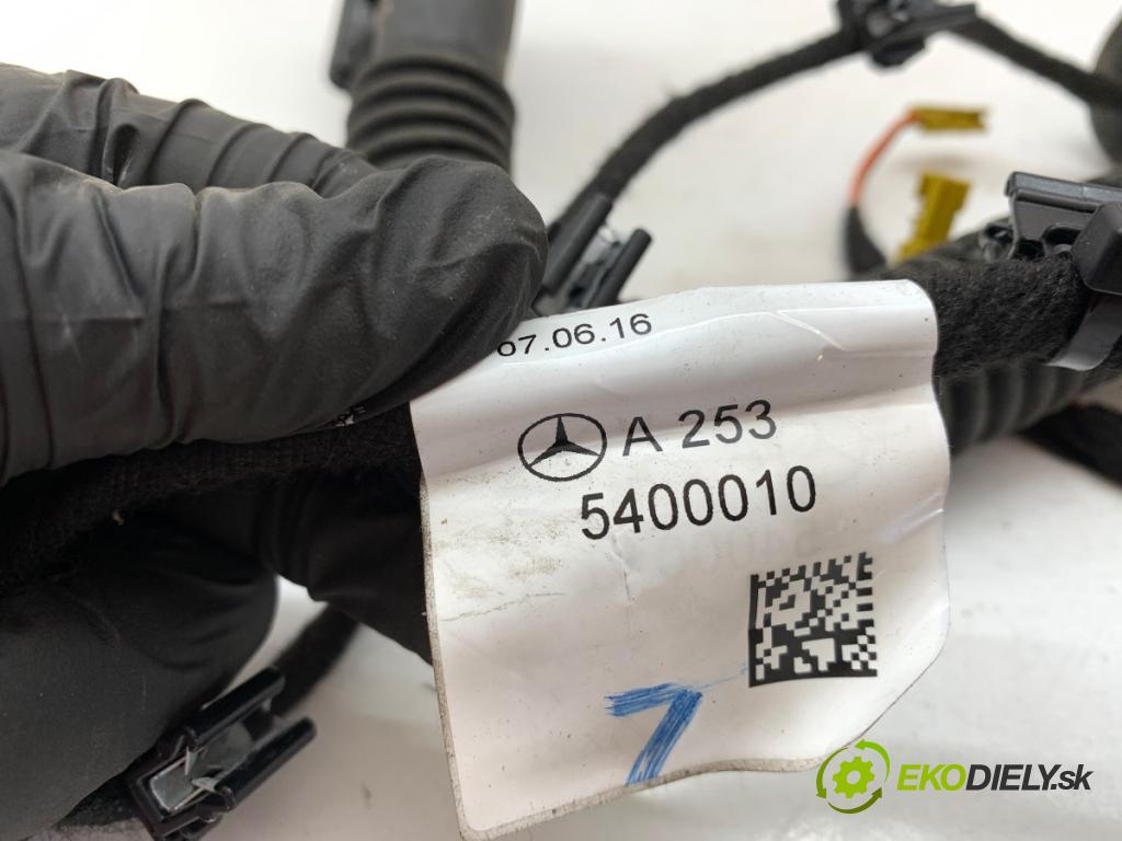 MERCEDES-BENZ GLC Coupe SUV 2017 270 kW AMG 43 4-matic (253.364) 2996 Káblovačka Dvere zad ľavy A2535400010